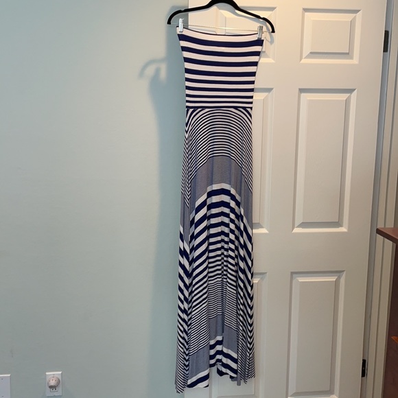 Felicity & Coco Strapless Maxi Dress - Picture 2 of 6